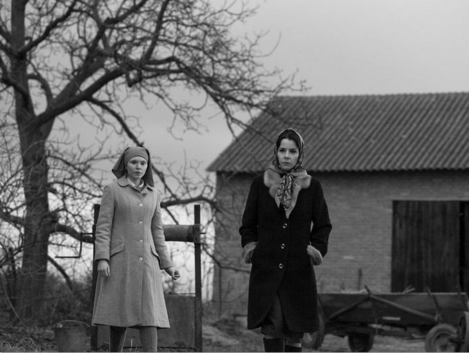 Agata Kulesza (Wanda), Agata Trzebuchowska (Anna) zdroj: imdb.com