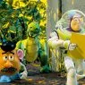 Tim Allen (Buzz Lightyear), Wallace Shawn (Rex), Jim Varney (Slinky Dog), Don Rickles (Mr. Potato Head)