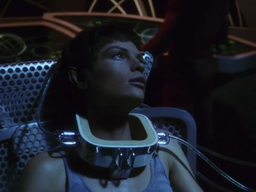 Jolene Blalock (Sub-Commander T’Pol) zdroj: imdb.com