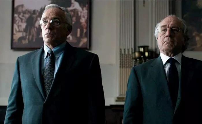 Robert De Niro (Bernie Madoff), Steve Coulter (Martin London) zdroj: imdb.com