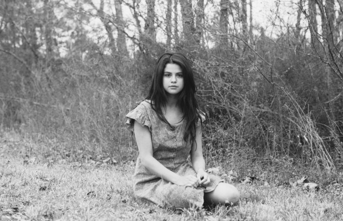 Selena Gomez (Lisa) zdroj: imdb.com