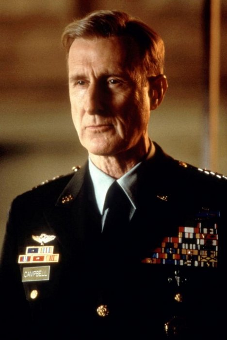 James Cromwell (Lt. Gen. Joseph Campbell) Photo © 1999 Paramount Pictures