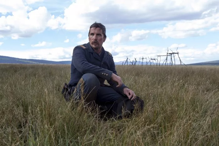 Christian Bale (Capt. Joseph J. Blocker) zdroj: imdb.com
