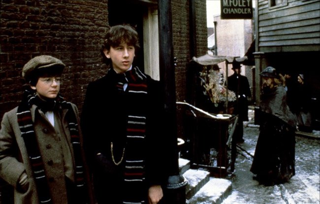 Alan Cox (John Watson), Nicholas Rowe (Sherlock Holmes) zdroj: imdb.com