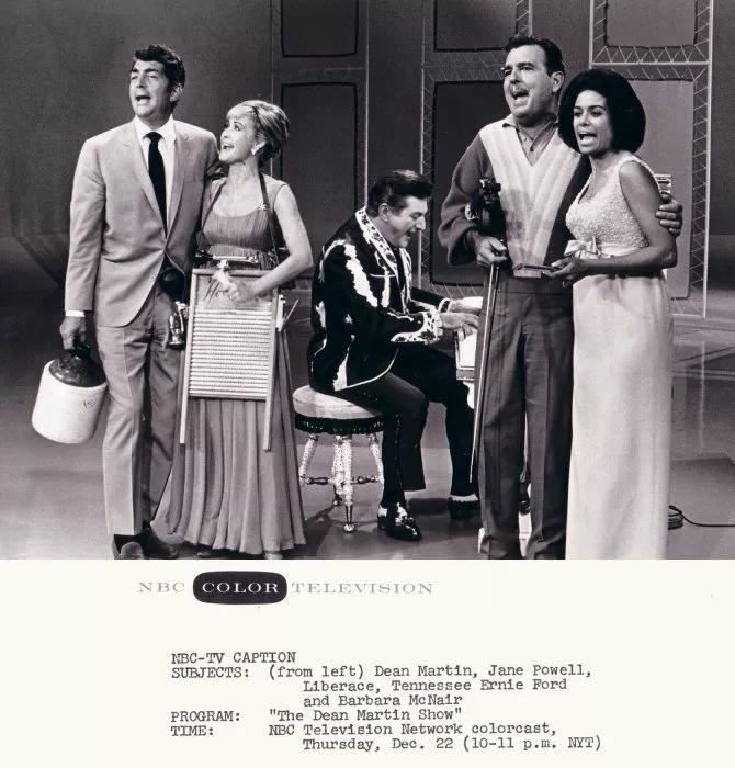 Dean Martin (Dean Martin - Host), Jane Powell, Tennessee Ernie Ford, Liberace, Barbara McNair zdroj: imdb.com
