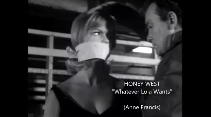 Anne Francis (Honey West) zdroj: imdb.com