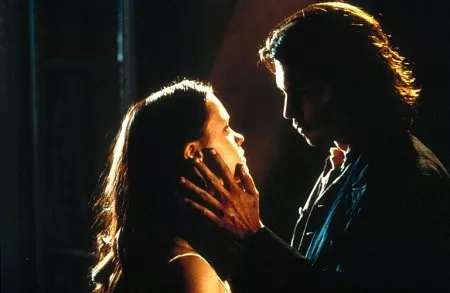 Johnny Depp (Cesar), Christina Ricci (Suzie) zdroj: imdb.com