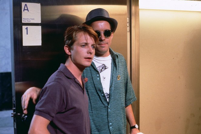 Michael J. Fox (Brantley Foster), John Pankow (Fred Melrose)