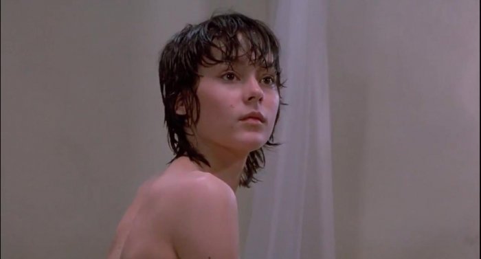 Meg Tilly (Mary Loomis) zdroj: imdb.com