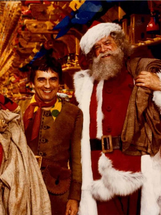 Dudley Moore (Patch), David Huddleston (Santa Claus) zdroj: imdb.com