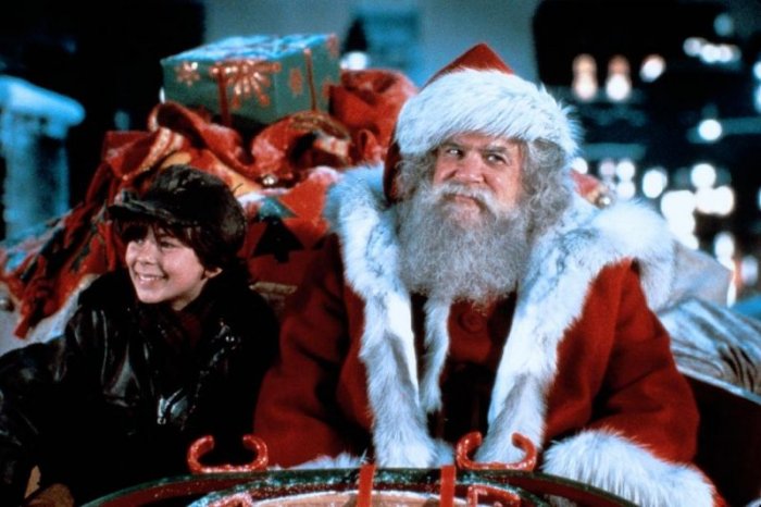 Christian Fitzpatrick (Joe), David Huddleston (Santa Claus) zdroj: imdb.com